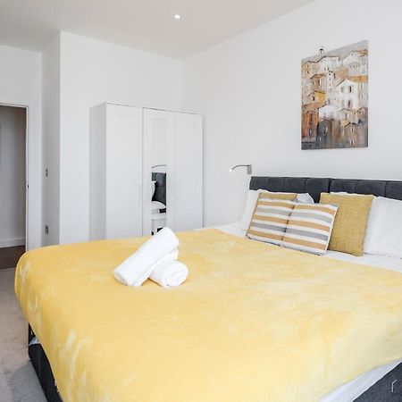 Top Floor Luxury 2 Bedroom St Albans Apartment - Free Wifi Kültér fotó