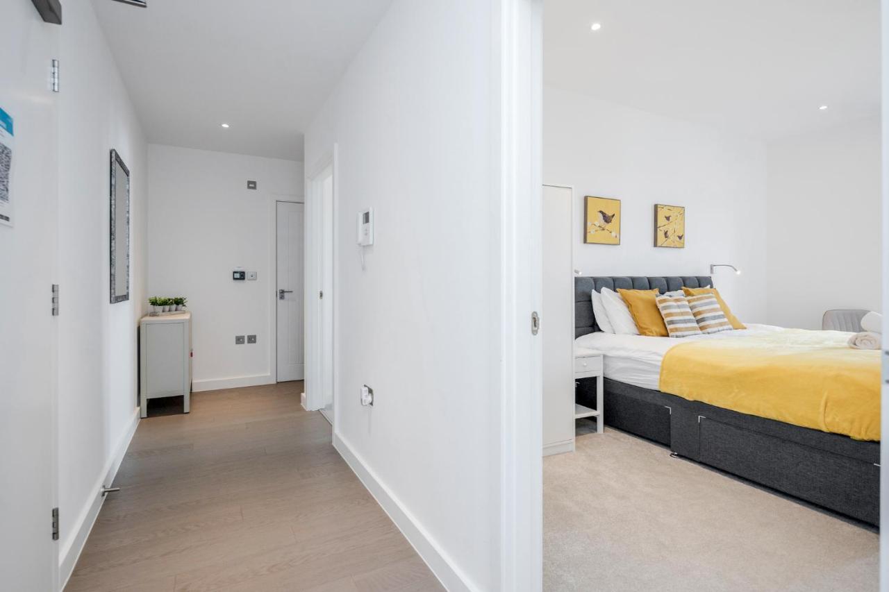 Top Floor Luxury 2 Bedroom St Albans Apartment - Free Wifi Kültér fotó